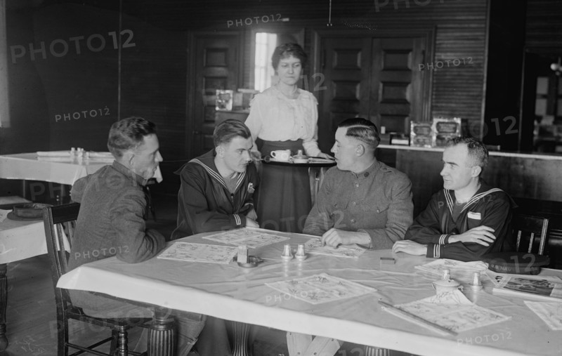 Barnard Canteen, 1918 or 1919. Creator: Bain News Service.