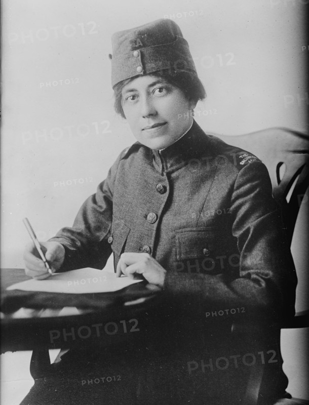 Irene McIntyre, between c1915 and c1920. Creator: Bain News Service.