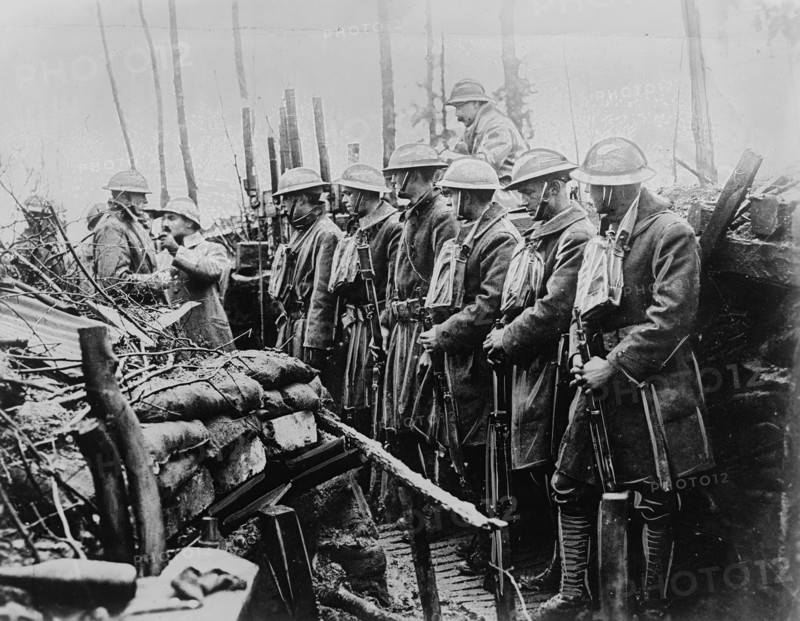 U.S. infantry & machine gun men assigned in trenches, between c1915 and c1920. Creator: Bain News Service.