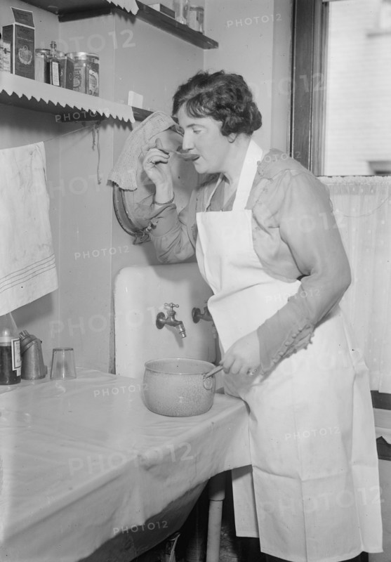 Olive Kline, between c1915 and c1920. Creator: Bain News Service.