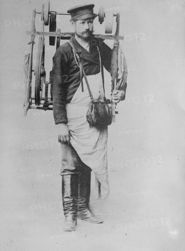 Russian Peddler, between c1915 and c1920. Creator: Bain News Service.
