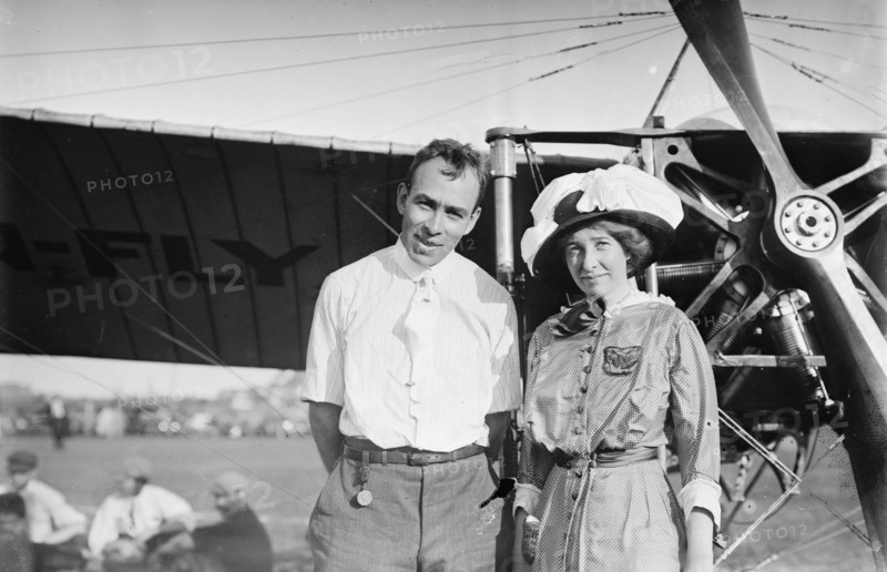 Earle Ovington & wife, 1911. Creator: Bain News Service.
