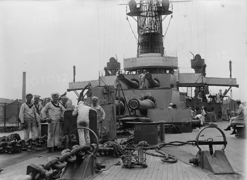 Turrets on UTAH [ship], 1911. Creator: Bain News Service.