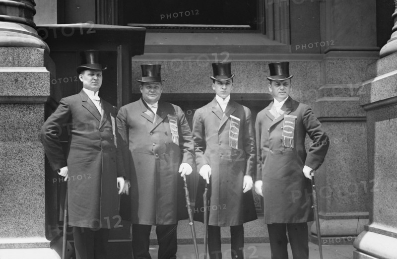 Chicago Delegation in N.Y., between c1910 and c1915. Creator: Bain News Service.
