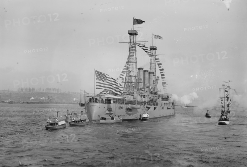 CONNECTICUT U.S.N. saluting MAYFLOWER, 1914. Creator: Bain News Service.