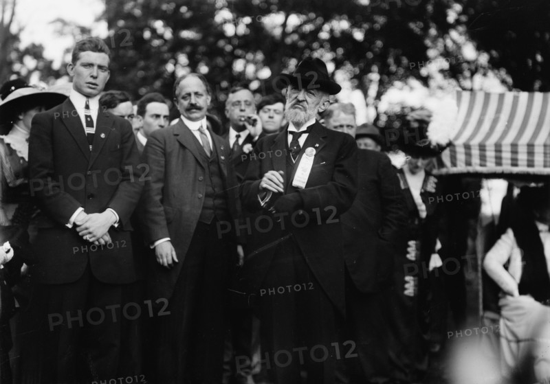 Straus, L.L. Bonheur, O. Straus, 1912. Creator: Bain News Service.