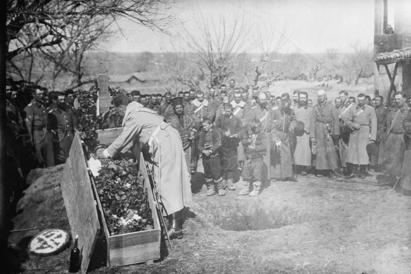 Burying soldier who cut barbed wire defence of Adrianople, 1913. Creator: Bain News Service.