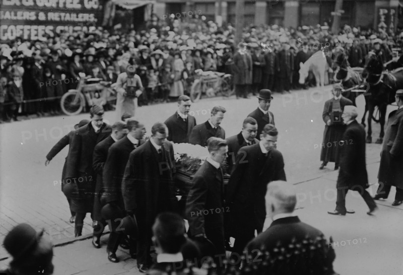 Funeral of J.S. Sherman, 1912. Creator: Bain News Service.