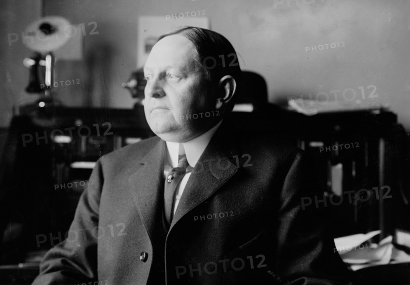 O.W. Underwood, between c1910 and c1915. Creators: Bain News Service, George Graham Bain.