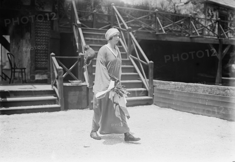 Lady Constance Stewart Richardson, 1913. Creator: Bain News Service.