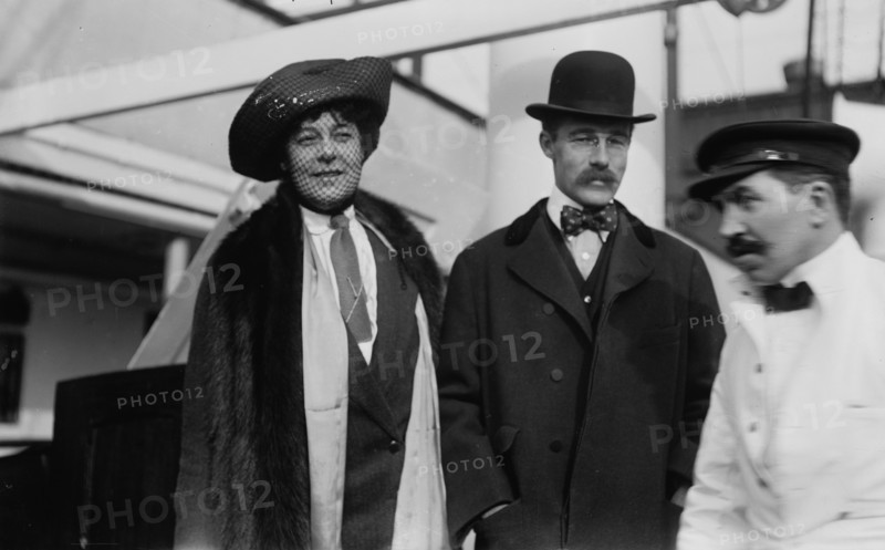 Lady Johnstone [and] Amos Pinchot, between c1910 and c1915. Creator: Bain News Service.