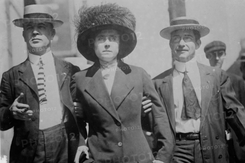 Mrs. Daisy Grace on way to court, between c1910 and c1915. Creator: Bain News Service.