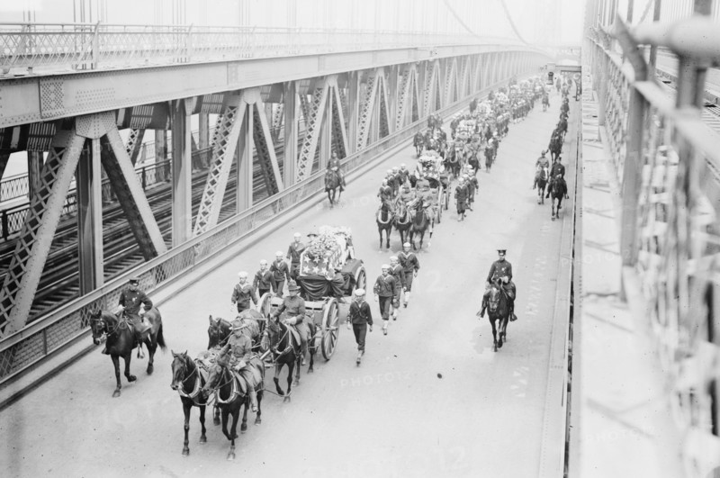 Funeral, Vera Cruz victims, crossing Manhattan Bridge, 1914. Creator: Bain News Service.
