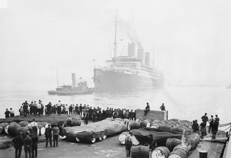 Vaterland Departs, 5/26/14. Creator: Bain News Service.