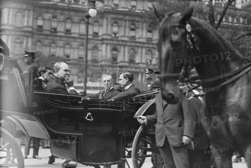 Wilson [and] Mitchel at Funeral , Vera Cruz victims, Tumulty, 1914. Creator: Bain News Service.