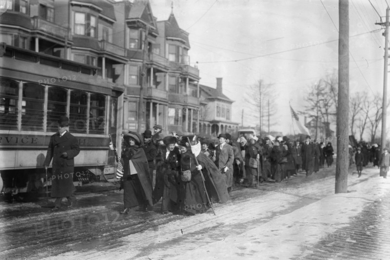 Suffrage hike to Wash'n, 1913. Creator: Bain News Service.
