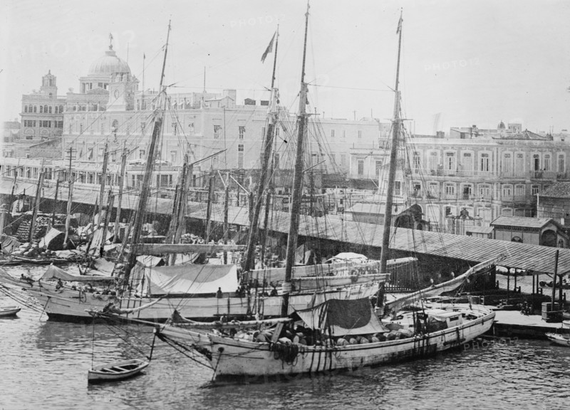 Havana -- Harbor, between c1915 and c1920. Creator: Bain News Service.