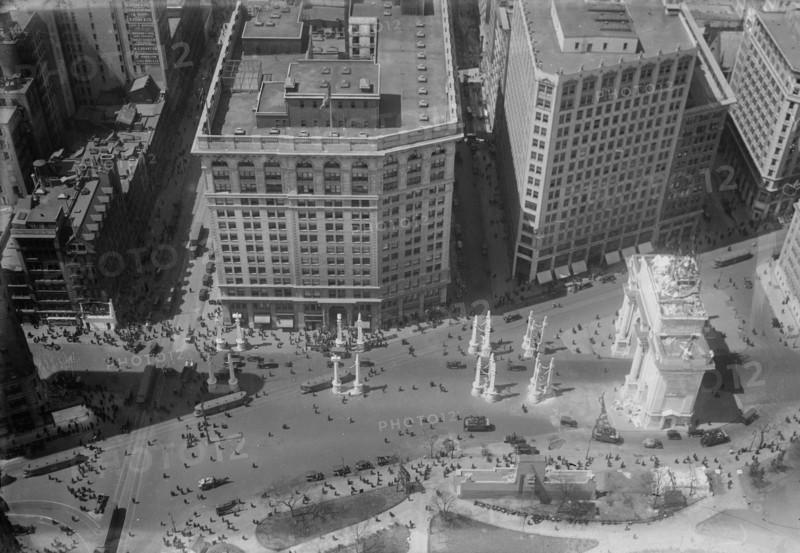 From Met. Bldg., 1918 or 1919. Creator: Bain News Service.