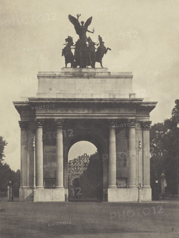 Constitution hill. From the album: Photograph album - London, 1920s. Creator: Harry Moult.
