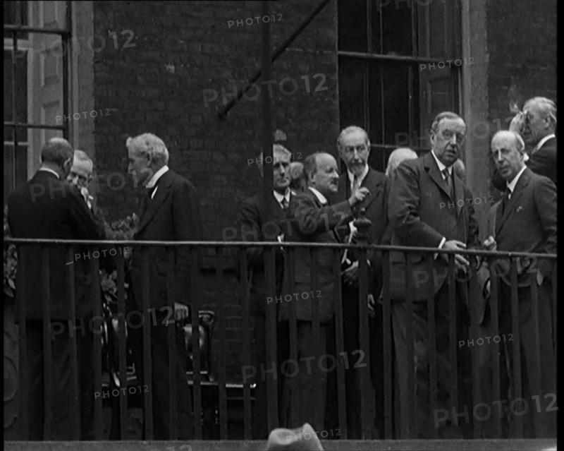 Ramsay MacDonald's Labour Government Gathering on a Balcony, 1929. Creator: British Pathe Ltd.