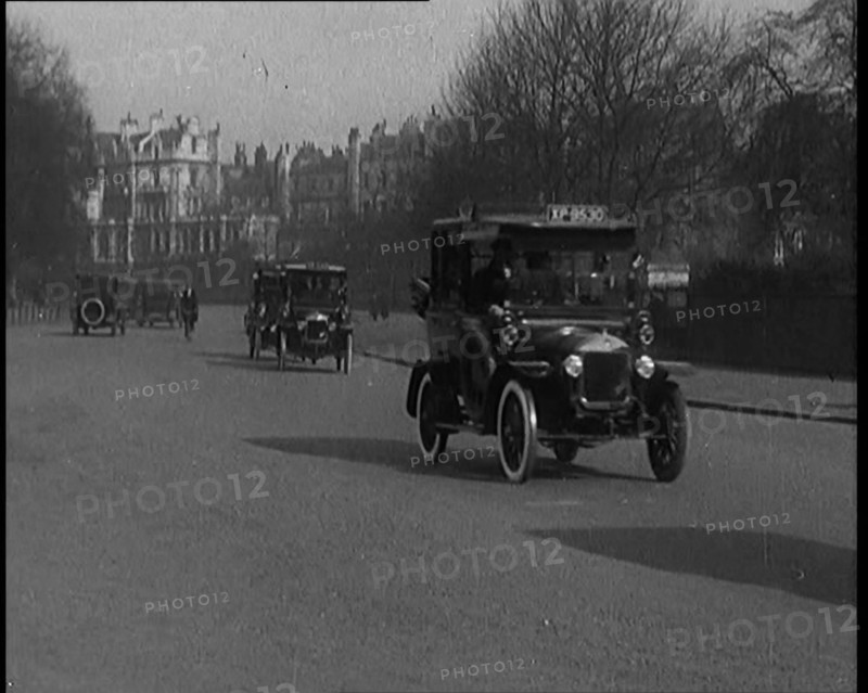 Cars in Traffic in a Busy Road, 1920. Creator: British Pathe Ltd.