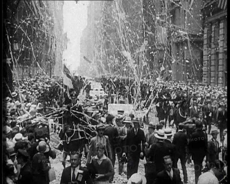 Crowd Watching a Procession, 1933. Creator: British Pathe Ltd.