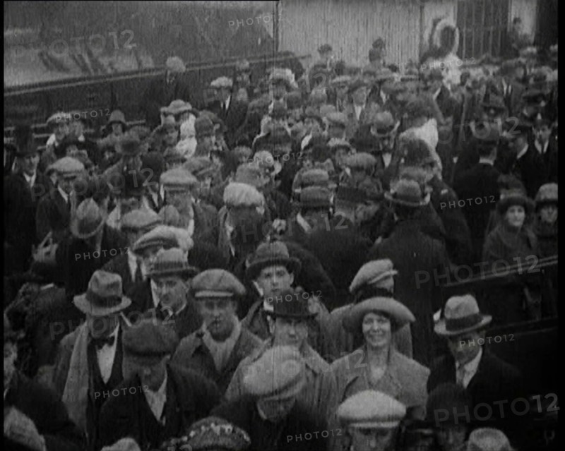 British People Boarding a Ship to Start a New Life Abroad, 1922. Creator: British Pathe Ltd.