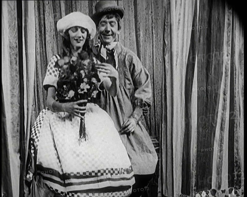 Gertrude Lawrence and Herbert Mundin Dressed as Country Types and Performing for the Camera, 1922. Creator: British Pathe Ltd.