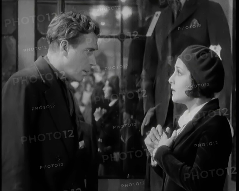 Scene from the Film 'The Informer':  Lya De Putti and Lars Hansen Talking, 1920s. Creator: British Pathe Ltd.