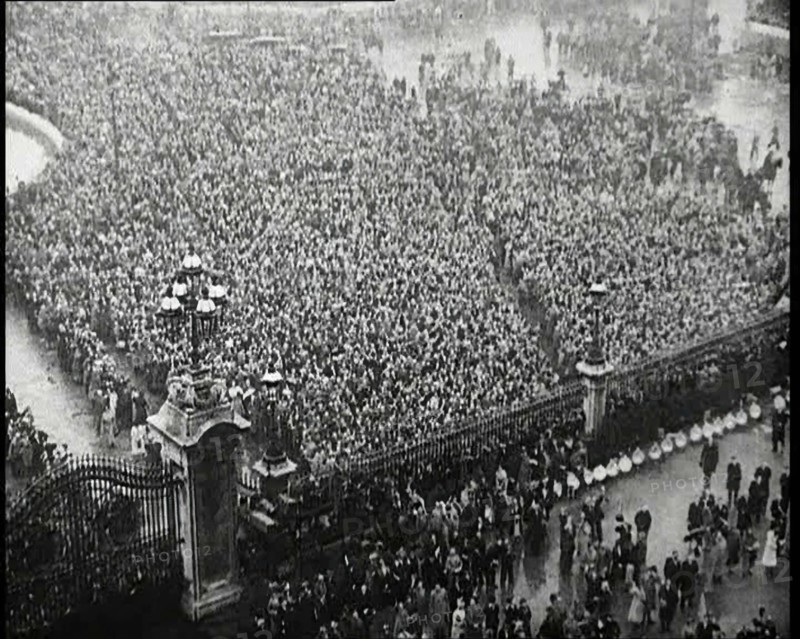 Crowds Watching the Coronation Procession of George VI, His Majesty the King, 1937. Creator: British Pathe Ltd.