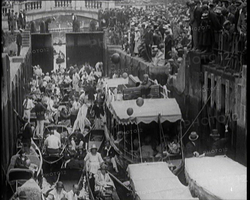 Boats Gathering at Boulter's Lock, 1921. Creator: British Pathe Ltd.