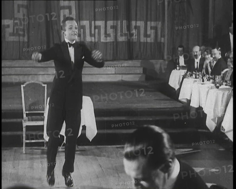 Bobby Howes Dancing, 1930s. Creator: British Pathe Ltd.
