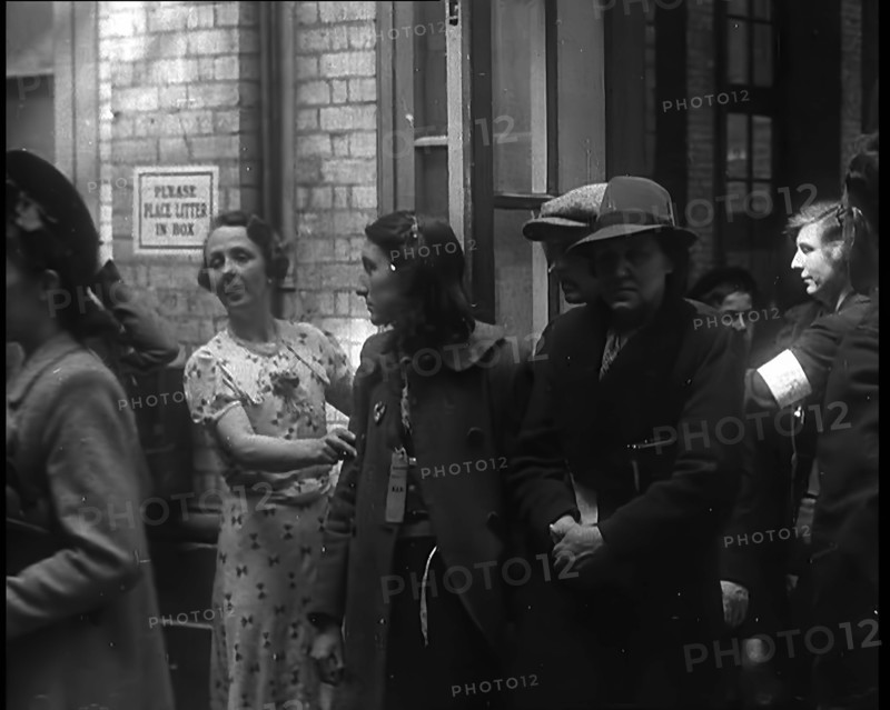 Dutch Refugees Entering a Reception Centre in the United Kingdom, 1940. Creator: British Pathe Ltd.