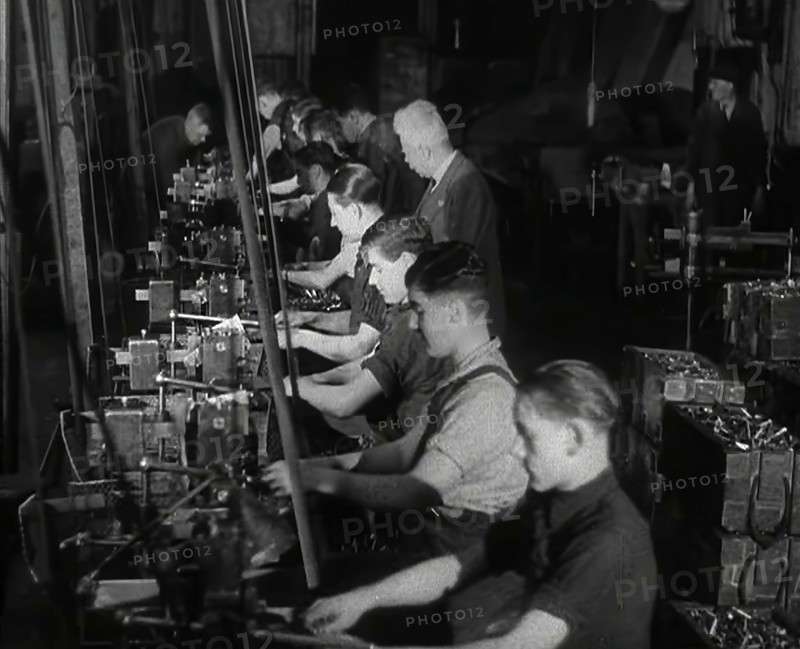 British Workers in a Factory, 1941. Creator: British Pathe Ltd.