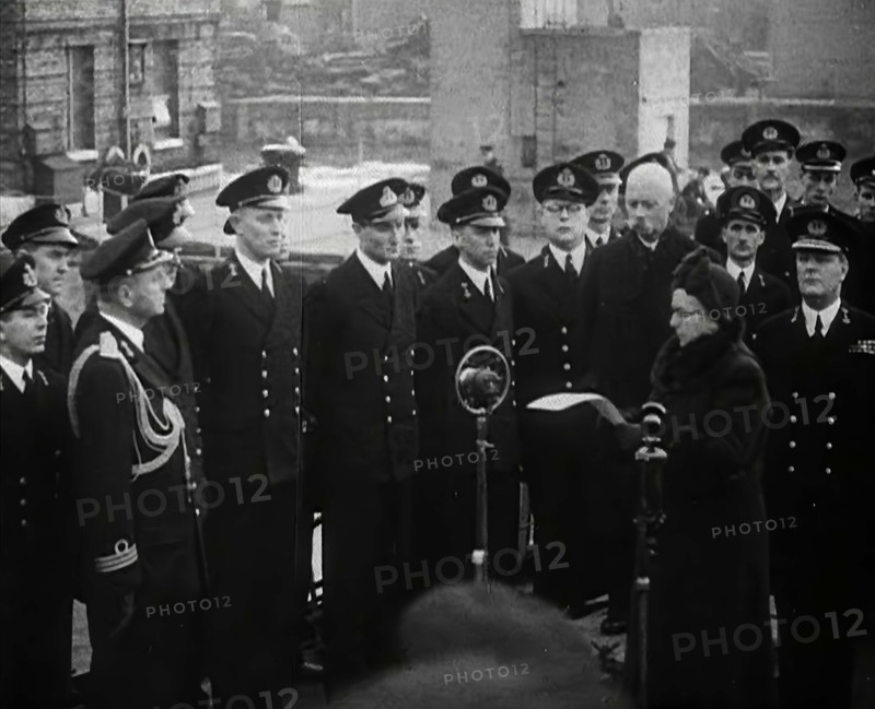 Queen Wilhelmina of the Netherlands Addressing Sailors, 1941. Creator: British Pathe Ltd.