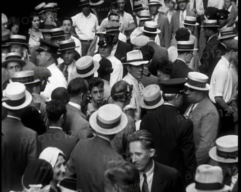 The Streets of New York City Crowded With People, 1932. Creator: British Pathe Ltd.