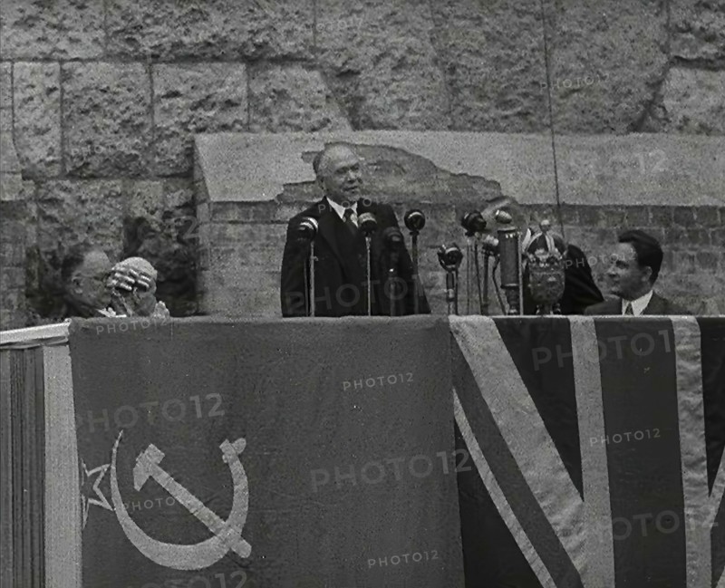 Max Aitken, 1st Baron Beaverbrook Giving a Speech in Support of the USSR, Birmingham, 1942. Creator: British Pathe Ltd.