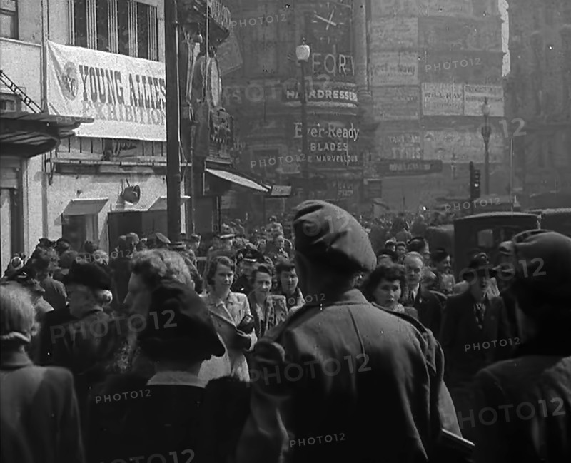 A Soldier from the USA or  Commonwealth Walking Through London, 1943. Creator: British Pathe Ltd.