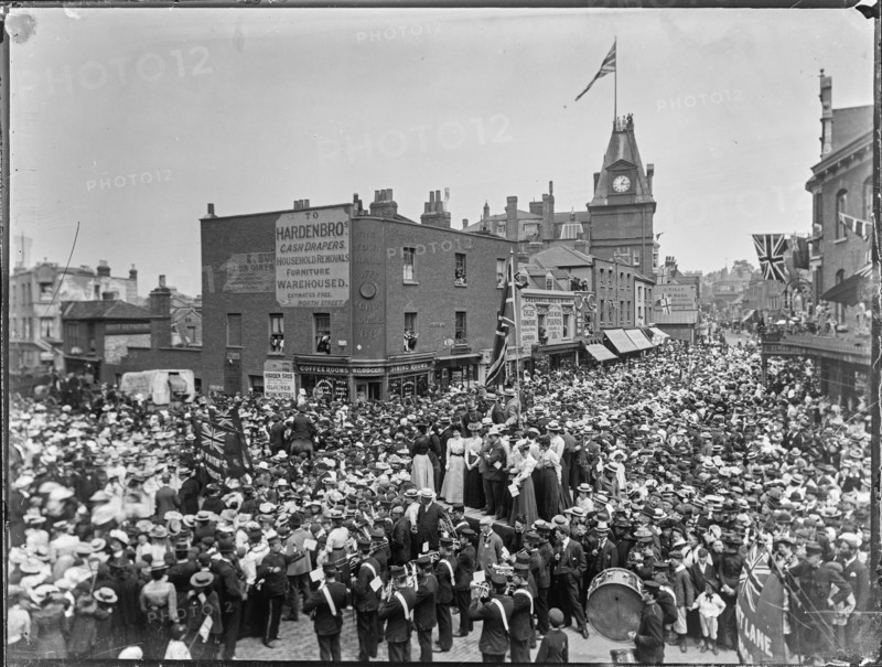 Wandsworth High Street, Wandsworth, Wandsworth, Greater London Authority, 1890-1910 Creator: William O Field.