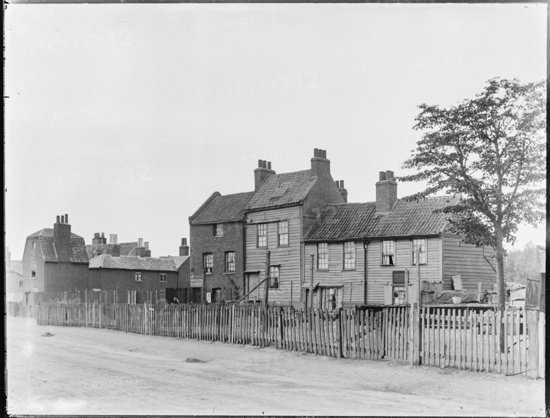 Boyce's Cottages, Garratt Lane, Earlsfield, Wandsworth, Greater London Authority, 1880-1900. Creator: William O Field.