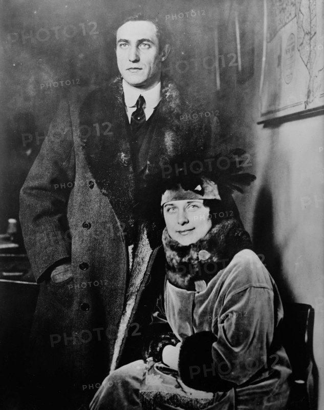 Lou Tellegen & Geraldine Farrar, between c1915 and c1920. Creator: Bain News Service.
