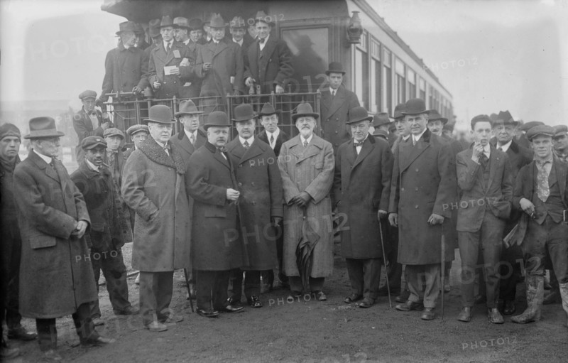 T.C. Dawson, B.L. Worden, L.D. Lovekin, R.W. Hoyt, G.W. Hoyt, G.A. Anthony and G. Horton, 1917. Creator: Bain News Service.