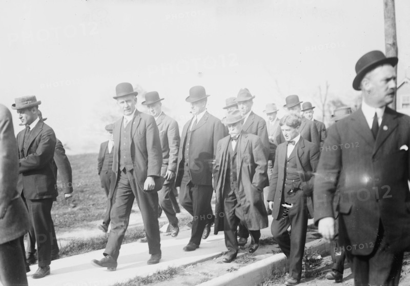 Lieut. Chas. Becker at Sing-Sing, Sheriff Harburger, 1912. Creator: Bain News Service.