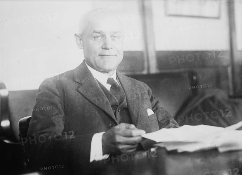 George Hannauer, between c1910 and c1915. Creator: Bain News Service.