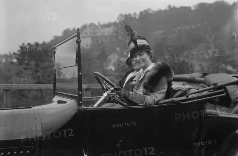 Jane B. Sutherland, 1917. Creator: Bain News Service.