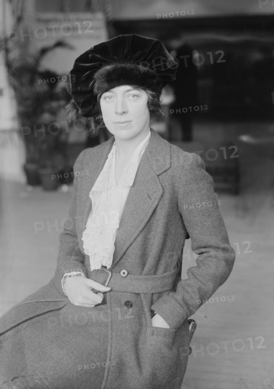 Mrs. A.S. Burden, between c1915 and c1920. Creator: Bain News Service.