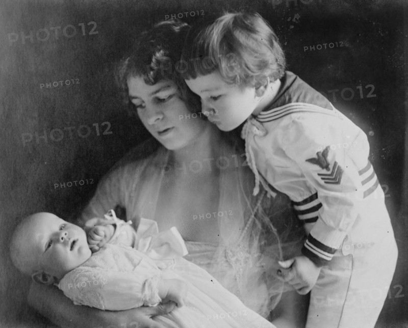 Mrs. Jas. R. Deering, between c1910 and c1920. Creator: Bain News Service.