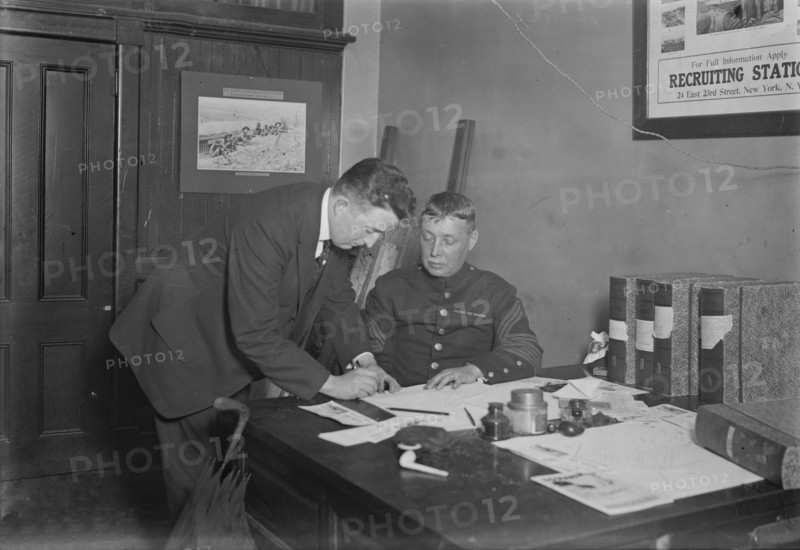 Recruiting Marines, between c1915 and c1920. Creator: Bain News Service.