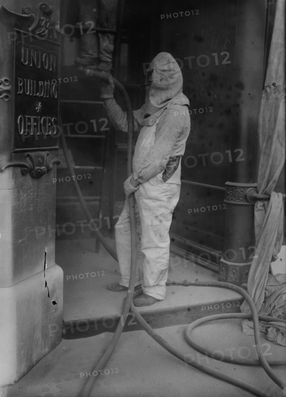 Sand Blaster, between c1915 and c1920. Creator: Bain News Service.