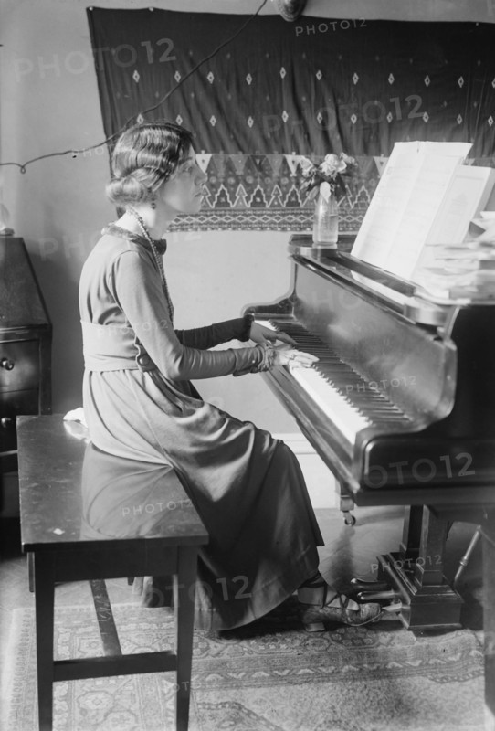 Ratan Devi, between c1915 and c1920. Creator: Bain News Service.